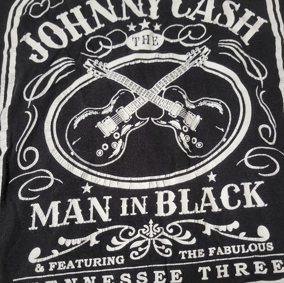 JOHNNY CASH Mens Size Medium THE MAN IN BLACK T-SHIRT Classic Country Music - Picture 2 of 5